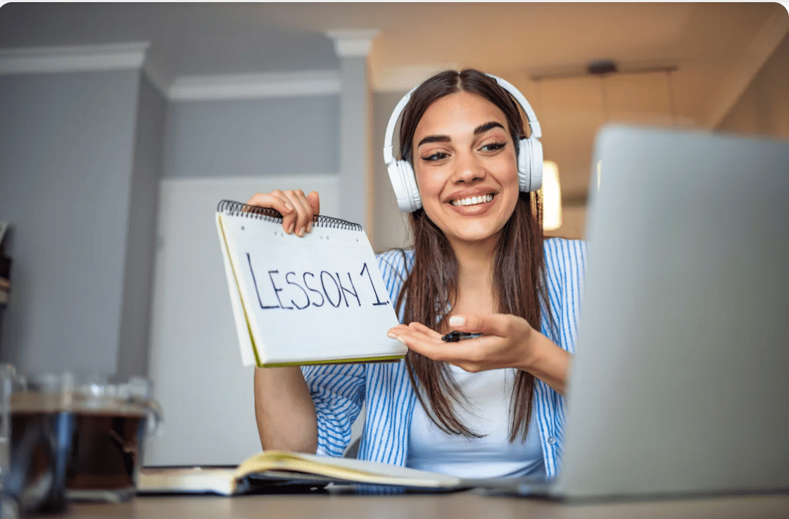 10 Profitable Small Business Ideas for Students in 2025